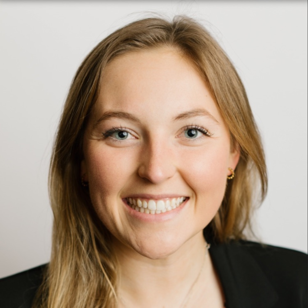Meet your Posher, Ellie